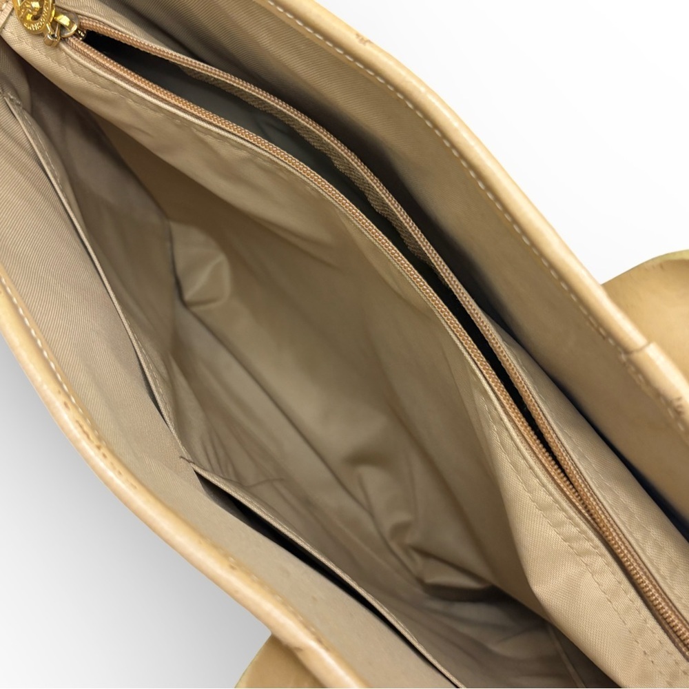 Vintage Longchamp - Beige Leather Handbag - Picture 12 of 15